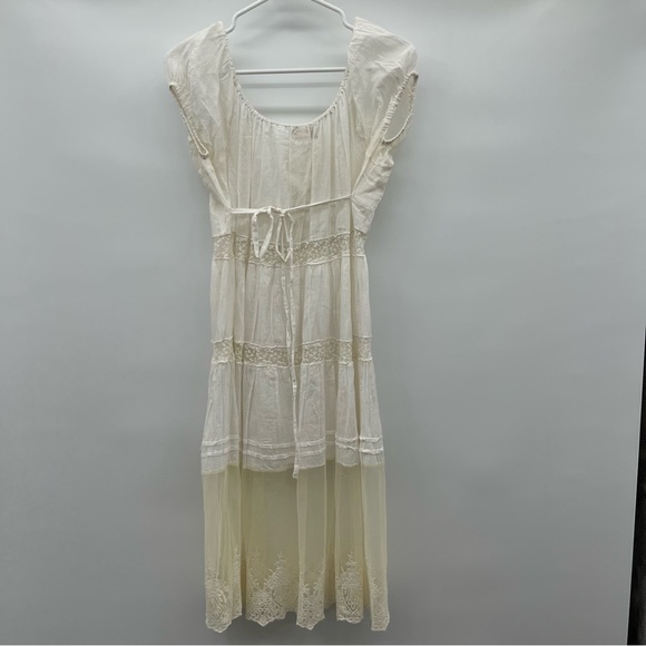 Antica Sartoria cream lace dress ladies size S. - Picture 9 of 10